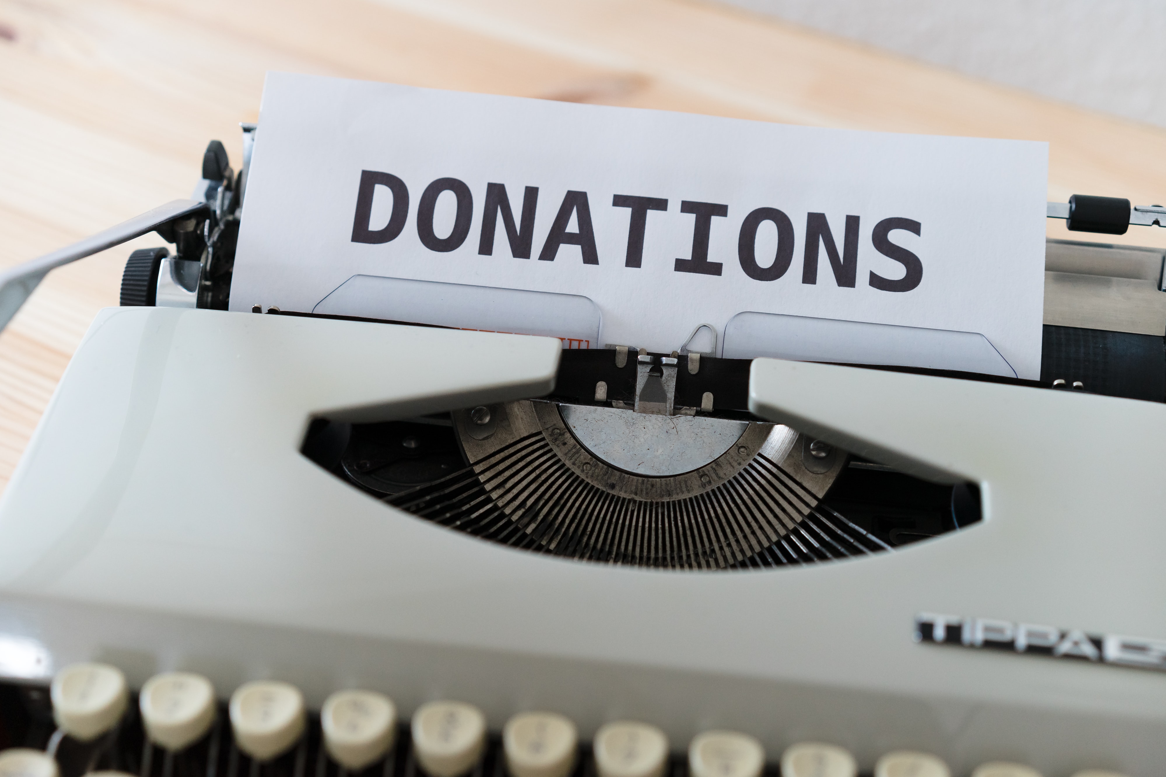 Crowdfunding vs. Peer-to-Peer Fundraising: Which One Is Right for You?